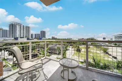 2001 Biscayne Blvd #2520, Miami, FL 33137 - Photo 28
