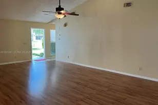 6910 SE Lillian Ct, Stuart, FL 34997 - Photo 10