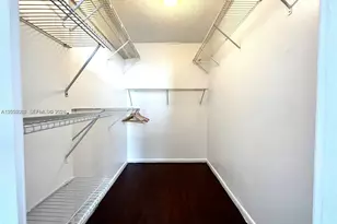 2841 NE 163rd St, North Miami Beach, FL 33160 - Photo 18