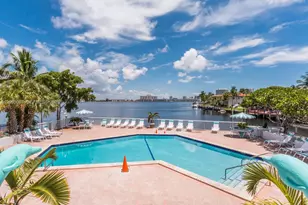 2841 NE 163rd St, North Miami Beach, FL 33160 - Photo 40