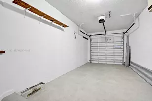 2062 E Discovery Cir E, Deerfield Beach, FL 33442 - Photo 28