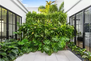 895 NE 76th St, Miami, FL 33138 - Photo 10