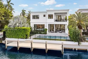 895 NE 76th St, Miami, FL 33138 - Photo 4