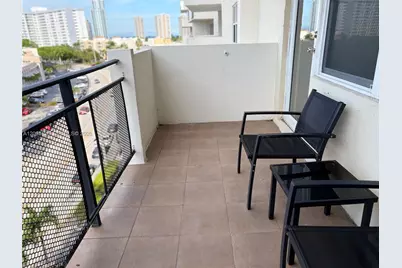 401 Golden Isles Dr #716, Hallandale Beach, FL 33009 - Photo 4