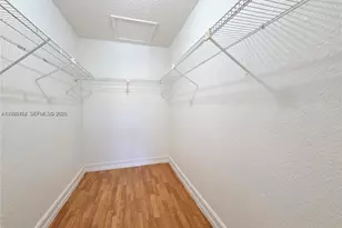 15650 SW 105th Ln, Miami, FL 33196 - Photo 8