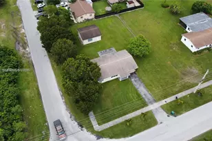 640 SW 5th Ave, Florida City, FL 33034 - Photo 14