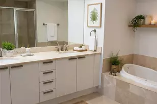 15051 Royal Oaks Ln, North Miami, FL 33181 - Photo 12