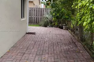 519 Talavera Rd, Weston, FL 33326 - Photo 6