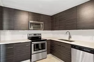 390 Racquet Club Rd, Weston, FL 33326 - Photo 1