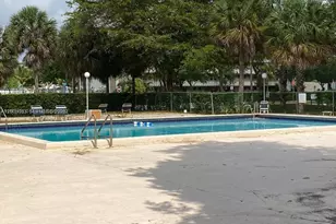 901 Hillcrest Dr, Hollywood, FL 33021 - Photo 20