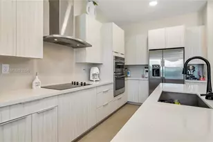 16051 NW 87th Ct, Miami Lakes, FL 33018 - Photo 22
