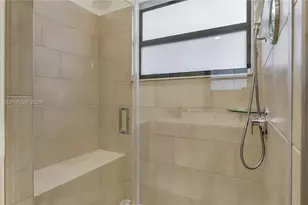 16051 NW 87th Ct, Miami Lakes, FL 33018 - Photo 14