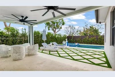 16051 NW 87th Ct, Miami Lakes, FL 33018 - Photo 8