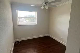 606 SW 80th Terrace, North Lauderdale, FL 33068 - Photo 12
