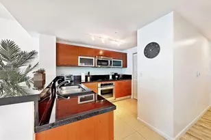 244 Biscayne Blvd, Miami, FL 33132 - Photo 8