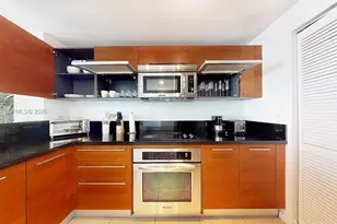 244 Biscayne Blvd, Miami, FL 33132 - Photo 12
