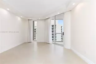 21150 Point Pl, Aventura, FL 33180 - Photo 30