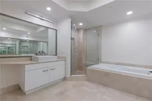 21150 Point Pl, Aventura, FL 33180 - Photo 20