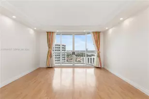21150 Point Pl, Aventura, FL 33180 - Photo 18