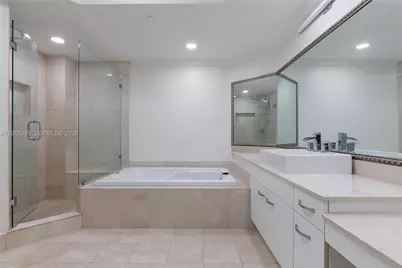 21150 Point Pl #LPH 2902, Aventura, FL 33180 - Photo 22