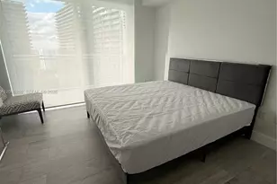 1080 Brickell Ave, Miami, FL 33131 - Photo 18