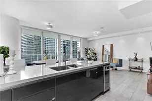 1080 Brickell Ave, Miami, FL 33131 - Photo 12