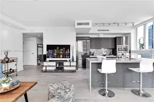 1080 Brickell Ave, Miami, FL 33131 - Photo 10