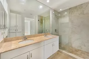 801 Brickell Key Blvd, Miami, FL 33131 - Photo 8