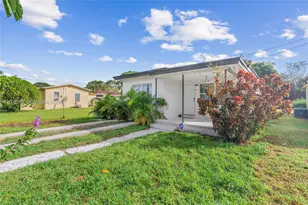 1408 N 23rd St, Fort Pierce, FL 34950 - Photo 4