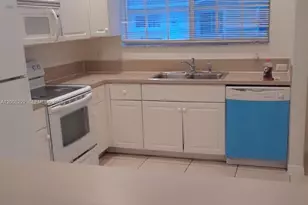 3828 SW 48th Ave, Pembroke Park, FL 33023 - Photo 6