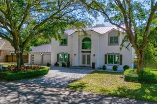 7330 SW 165th St, Palmetto Bay, FL 33157 - Photo 2