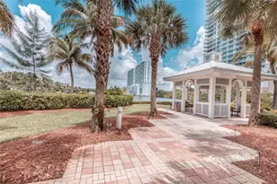 16500 Collins Ave, Sunny Isles Beach, FL 33160 - Photo 6