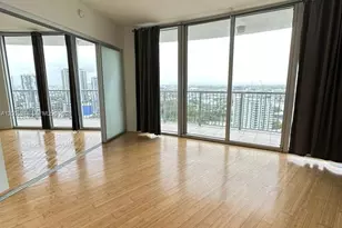 1750 N Bayshore Dr, Miami, FL 33132 - Photo 4