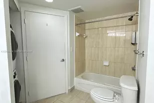 1750 N Bayshore Dr, Miami, FL 33132 - Photo 12