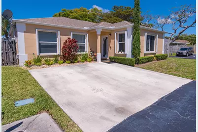 9786 SW 222nd Ter, Cutler Bay, FL 33190 - Photo 2