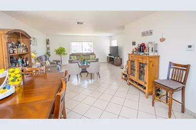 9786 SW 222nd Ter, Cutler Bay, FL 33190 - Photo 10