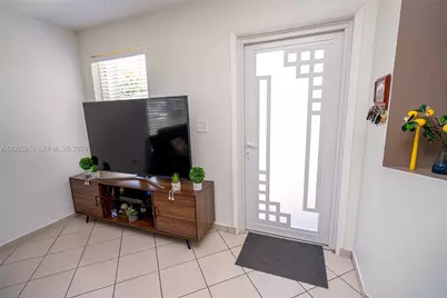 9786 SW 222nd Ter, Cutler Bay, FL 33190 - Photo 6