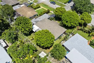 541 SW 38th Ave, Fort Lauderdale, FL 33312 - Photo 26