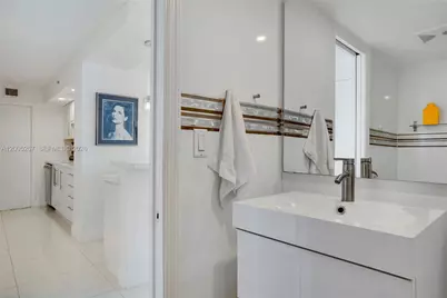 6917 Collins Ave #820, Miami Beach, FL 33141 - Photo 12
