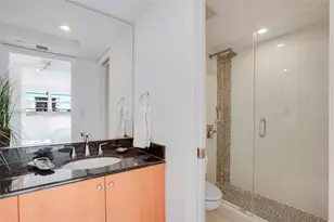 6917 Collins Ave, Miami Beach, FL 33141 - Photo 16