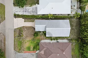 1066 Highlands Dr, Naples, FL 34103 - Photo 32