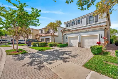 19278 NE 6th Ave, Miami, FL 33179 - Photo 2