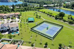 19278 NE 6th Ave, Miami, FL 33179 - Photo 38