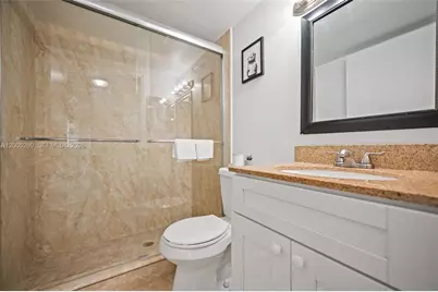 7195 NW 179th St #106, Hialeah, FL 33015 - Photo 16
