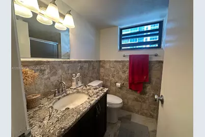 2625 Collins Ave #1508, Miami Beach, FL 33140 - Photo 10