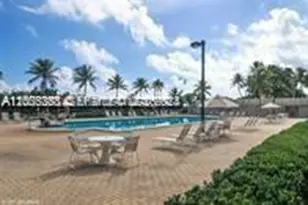 2625 Collins Ave, Miami Beach, FL 33140 - Photo 28