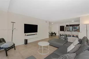 1500 Bay Rd, Miami Beach, FL 33139 - Photo 6