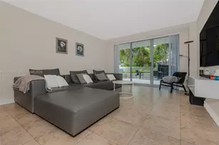 1500 Bay Rd, Miami Beach, FL 33139 - Photo 4