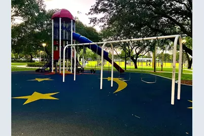 1715 NW 180th Ter, Miami Gardens, FL 33056 - Photo 48