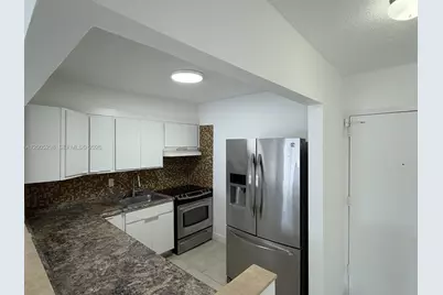 4920 NW 79th Ave #313, Doral, FL 33166 - Photo 14